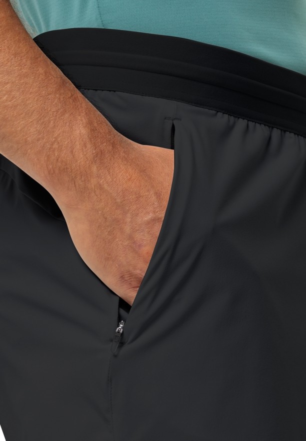 Black Men Jack Wolfskin Prelight Chill Shorts | 57369643