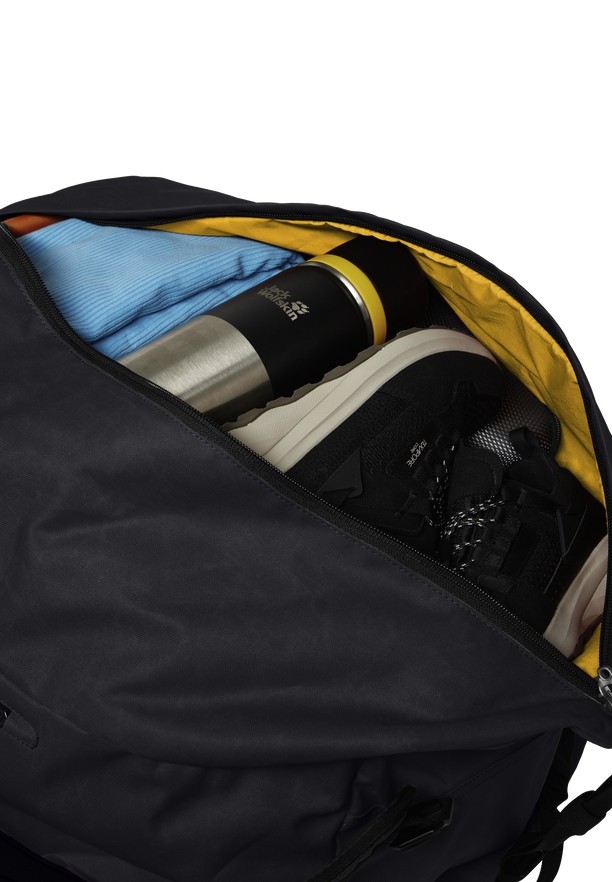 Black Men Jack Wolfskin Traveltopia 65 Duffle Bags | 21315992