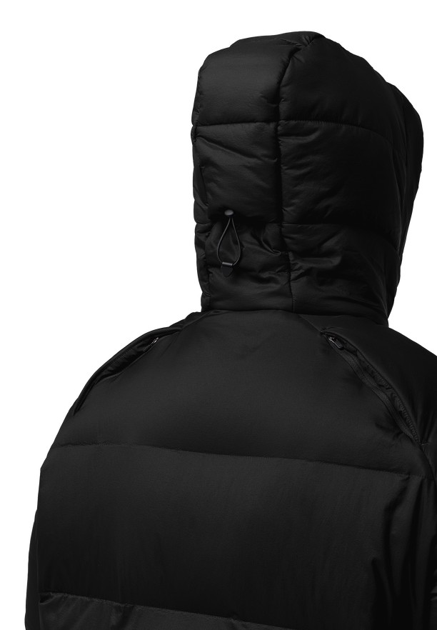 Black Men Jack Wolfskin Wandermood Down Coats | 73144433
