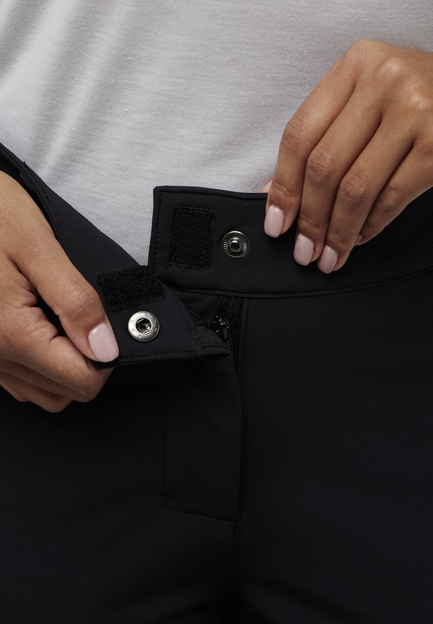 Black Women Jack Wolfskin Activate Thermic Hiking Pants | 11890889