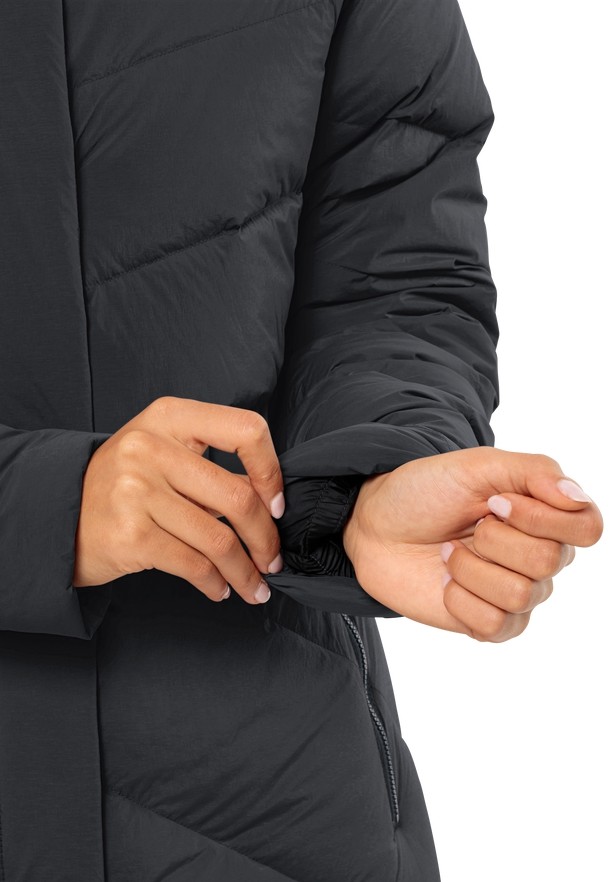 Black Women Jack Wolfskin Marienplatz Down Coats | 51883645
