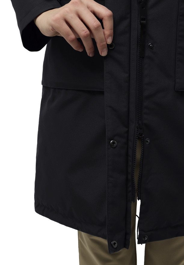 Black Women Jack Wolfskin Wintertor Coats | 95384663